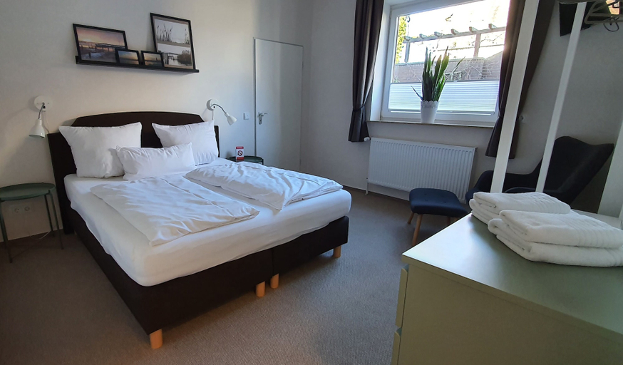 Bedroom 2, Gästehaus bed & Kitchen, Schleswig-Flensburg