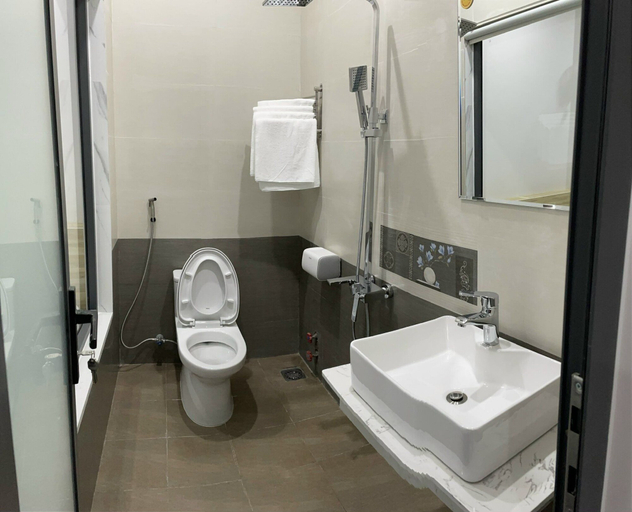 Bathroom 5, Thiên Thanh Hotel, Đà Lạt