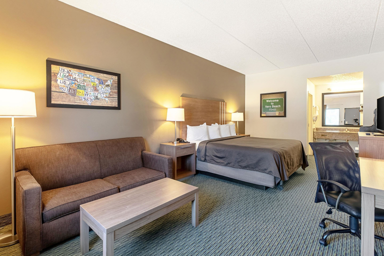 Bedroom 3, Econo Lodge Vero Beach - Downtown, Indian River