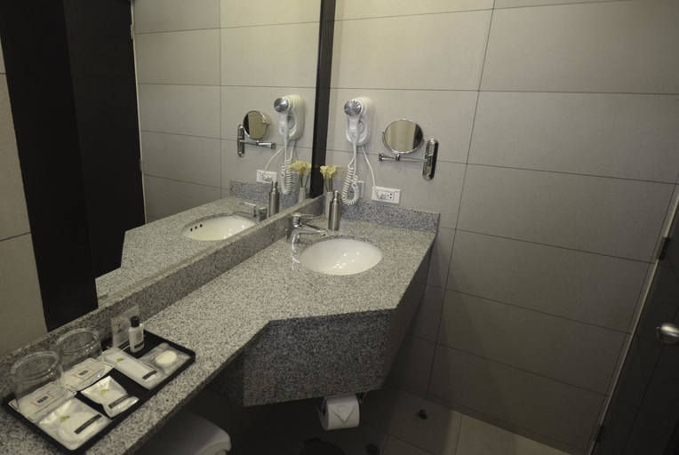 Bathroom 4, qp Hotels Arequipa, Arequipa
