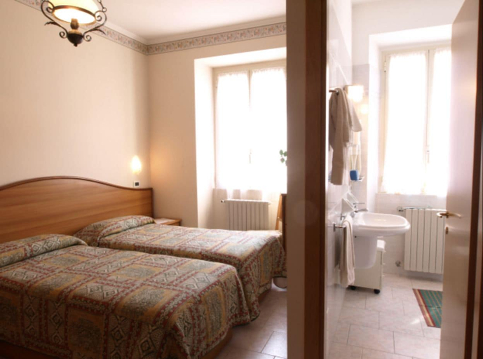 Bedroom 3, Hotel Brisino, Verbano-Cusio-Ossola