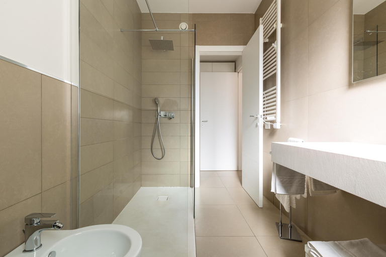 Bathroom 3, 1866 Stella Bianca Luxury Suite, Lecce
