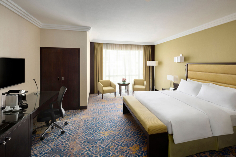 Bedroom 3, Swissotel Jeddah Al Hamra, Jeddah