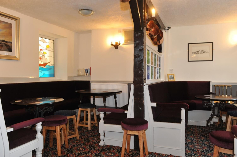 Food & Drinks 4, California Hotel, Anglesey