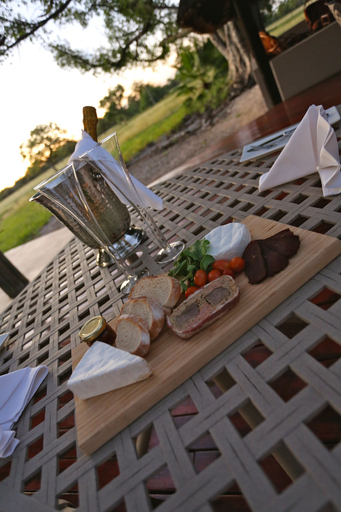 Food & Drinks 4, La Rochelle, Guinas