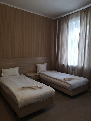 Bedroom 2, Park Hotel May, Eastern
