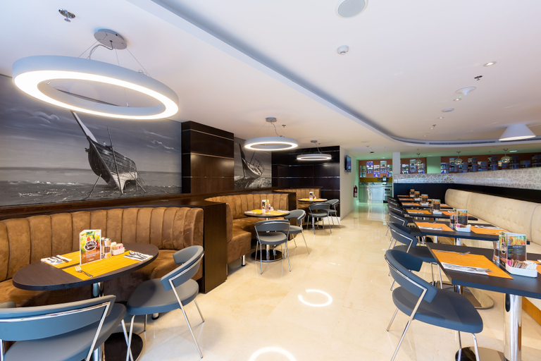 Food & Drinks 4, Premier Inn Doha Airport, Doha