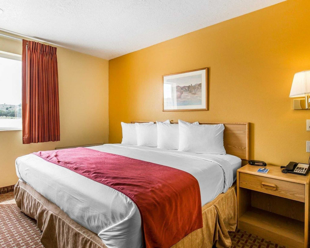 Bedroom 3, Rodeway Inn & Suites Monticello, San Juan