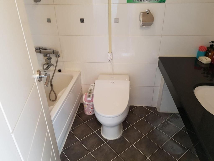 Bathroom 4, Pohang Valentine Hotel, Pohang