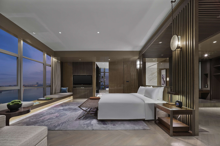 Bedroom 15