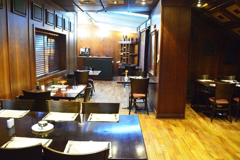 Food & Drinks 5, Amerie Suites Hotel, Wadi Essier