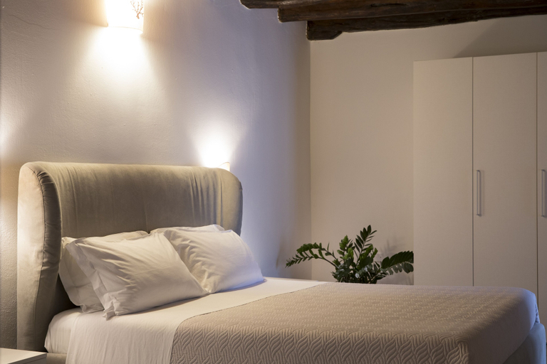 Bedroom 2, Domu Elvira, Cagliari