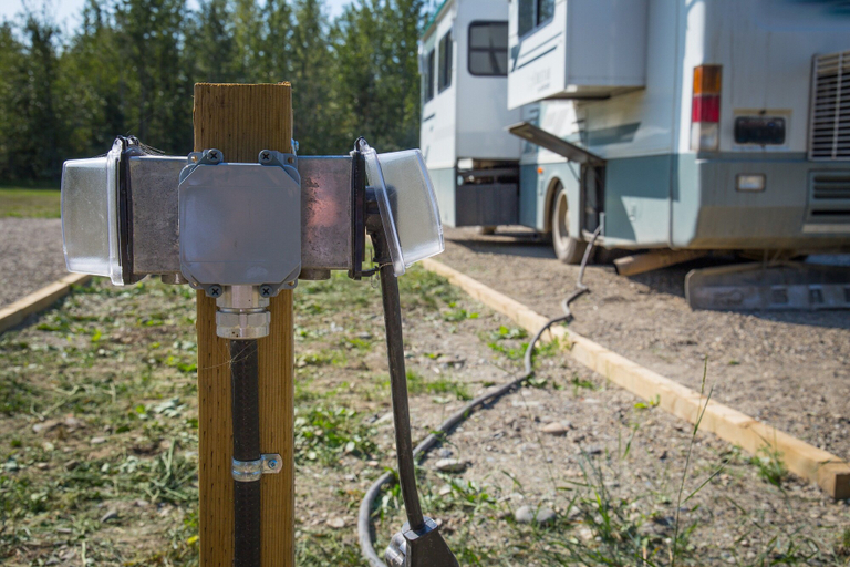 Others 4, Bedrock Motel, Yukon