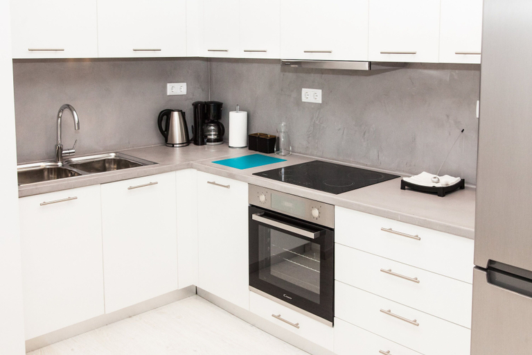 Private kitchen 5, Modern Glamorous Apt in Athens DT, Attica