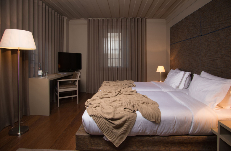 Bedroom 28