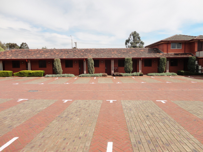 Exterior & Views 2, Sovereign Park Motor Inn, Ballarat - Central
