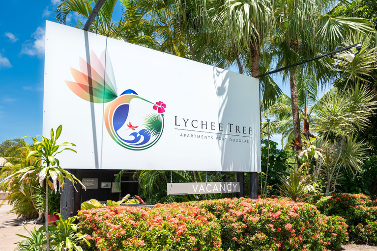 Exterior & Views 2, Lychee Tree Holiday Apartments, Douglas