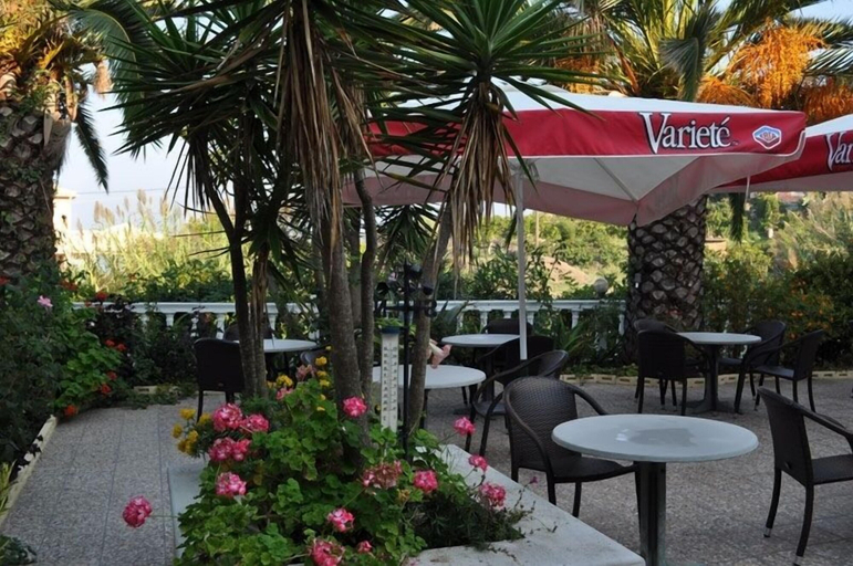 Food & Drinks 5, Paramonas Hotel, Ionian Islands