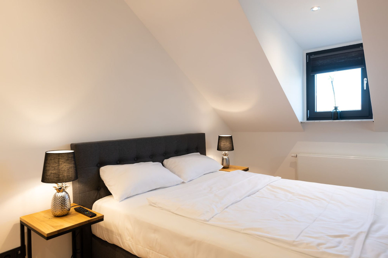 Bedroom 3, Nikii Boutique Hotel, Leverkusen