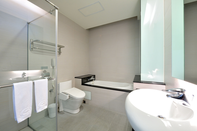 Bathroom 5, Shinkansen Grand Hotel, Taichung