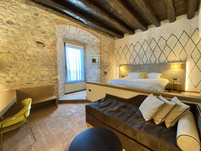 Bedroom 3, Relais & Spa Castello di Casiglio, Como