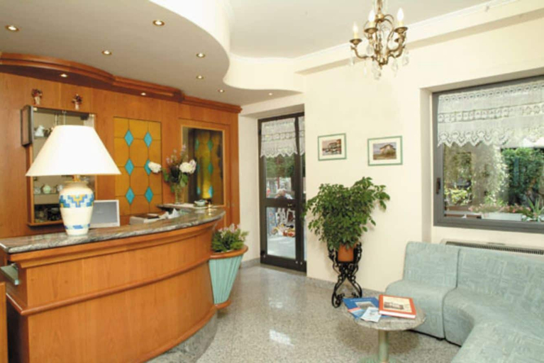 Others 5, Hotel Brisino, Verbano-Cusio-Ossola