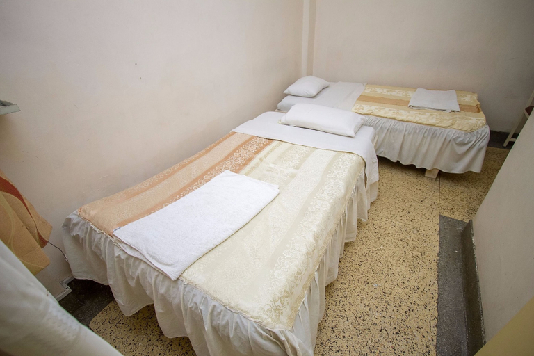 Bedroom 3, Rabi Hotel, Starehe