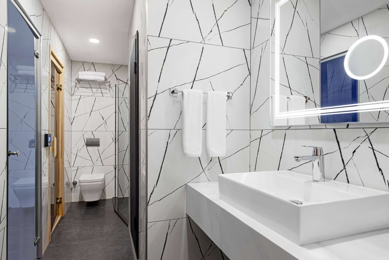Bathroom 5, Ramada Plaza BY Wyndham Ordu, Merkez
