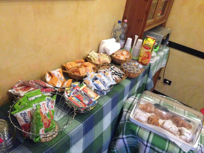 Food & Drinks 5, Hotel Bonola, Milano