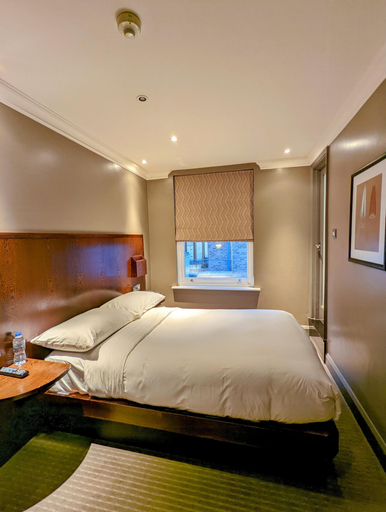 Bedroom 3, Guild Hotel Marble Arch, London