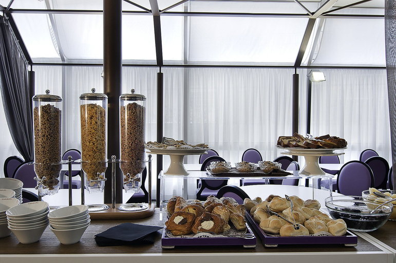 Food & Drinks 5, Hotel Caravel, Rome