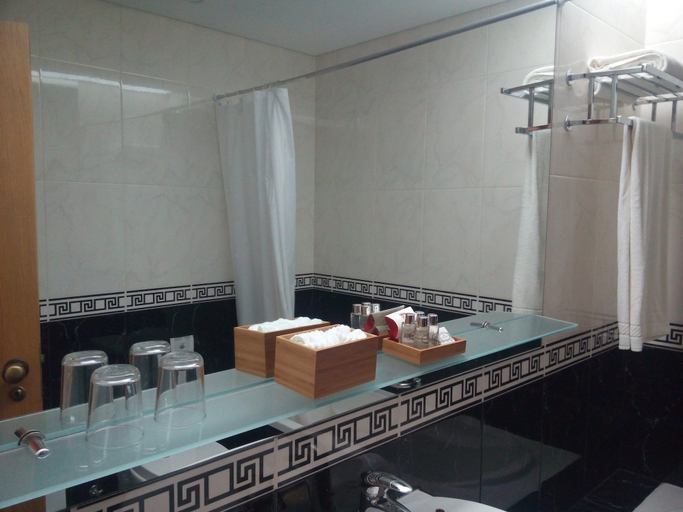 Bathroom 5, Hotel Rural Quinta do Silval, Alijó