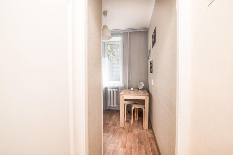 Others 5, Apartment on Nizhegorodskaya 65, Central