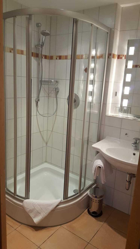 Bathroom 3, Landgasthof Hotel Rössle, Göppingen