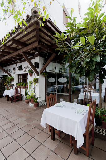 Food & Drinks 5, Hotel Restaurante Blanco y Verde, Cádiz