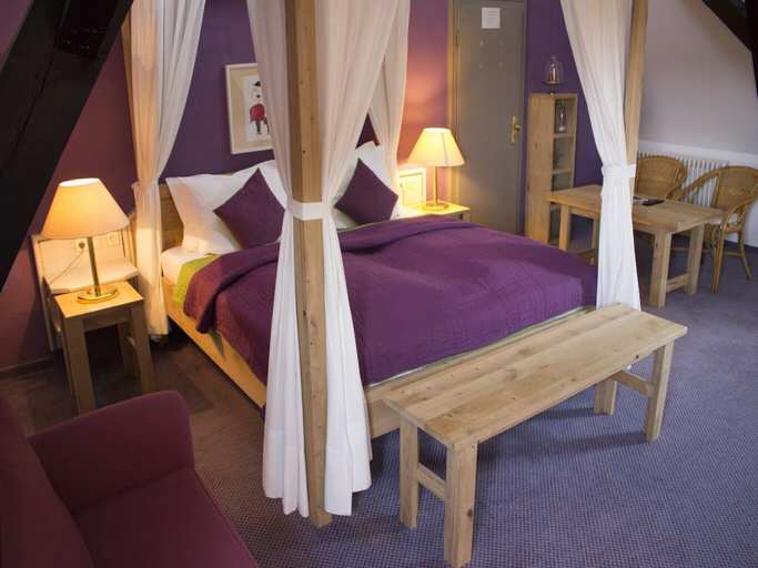 Bedroom 4, Malteser Komturei Hotel / Restaurant, Rheinisch-Bergischer Kreis