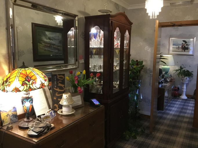 Others 5, Alltonside Guest House, Highland