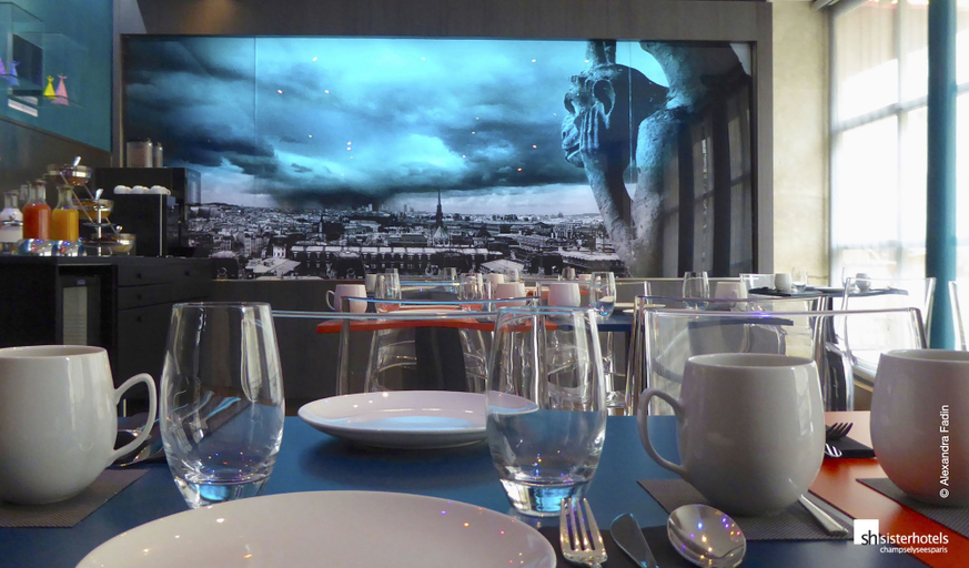 Food & Drinks 4, Hotel Bassano, Paris