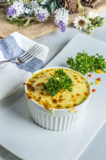 Food & Drinks 6
