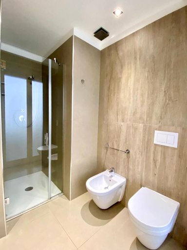 Bathroom 3, Ambasciatori B&B, Catania