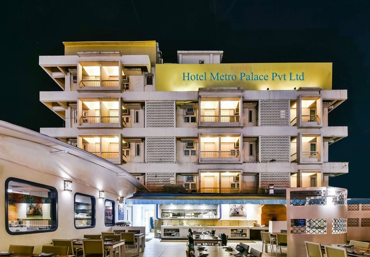 Food & Drinks 5, Hotel Metro Palace, Mumbai Suburban