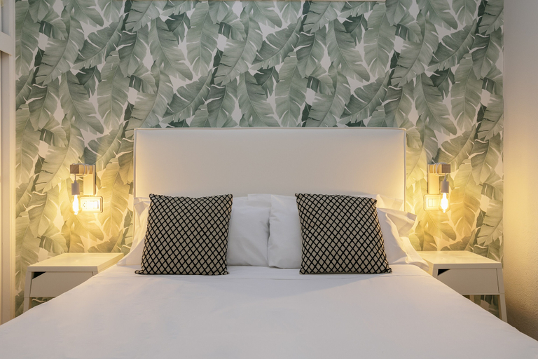 Bedroom 3, Arenal Suites Benidorm, Alicante