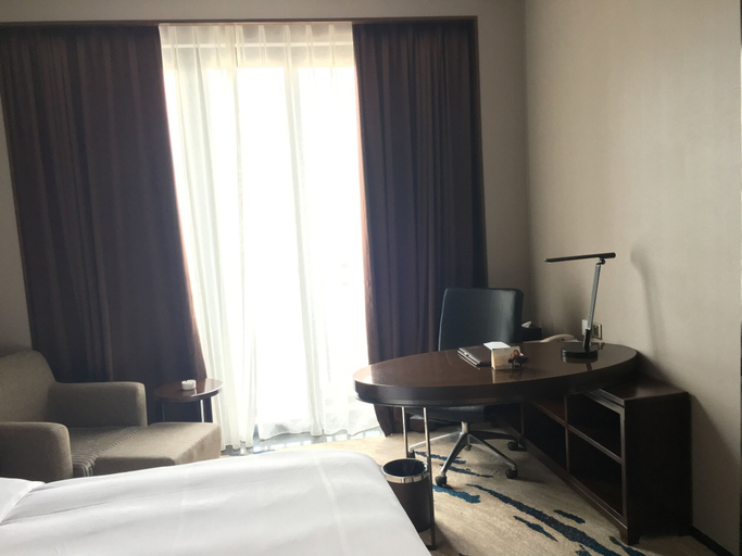 Bedroom 2, Ramada Huizhou South, Huizhou