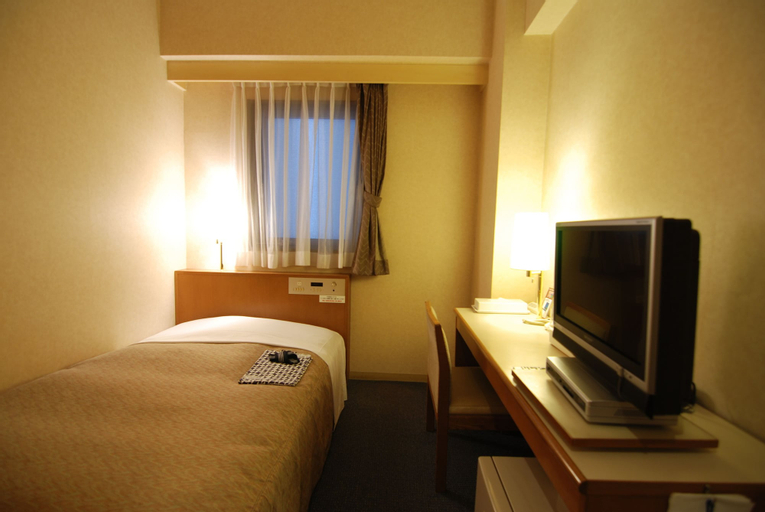 Bedroom 4, Hotel New Star Ikebukuro, Toshima