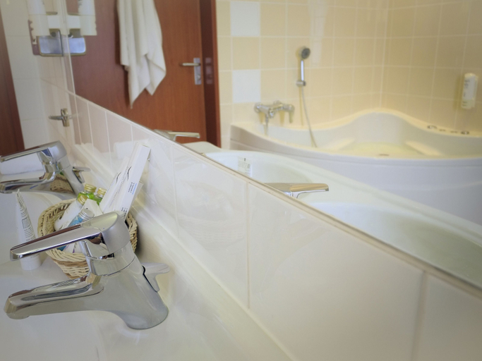 Bathroom 4, Hotel Nadmorski, Gdynia