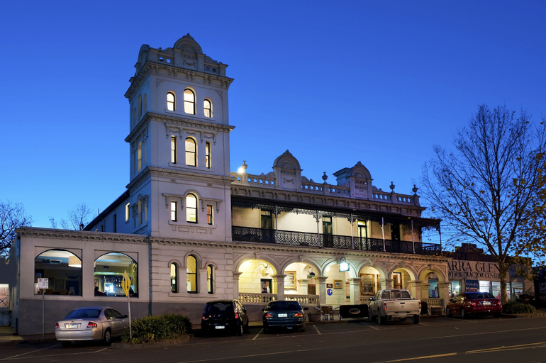 Yarra Valley Grand Hotel, Yarra Ranges - North