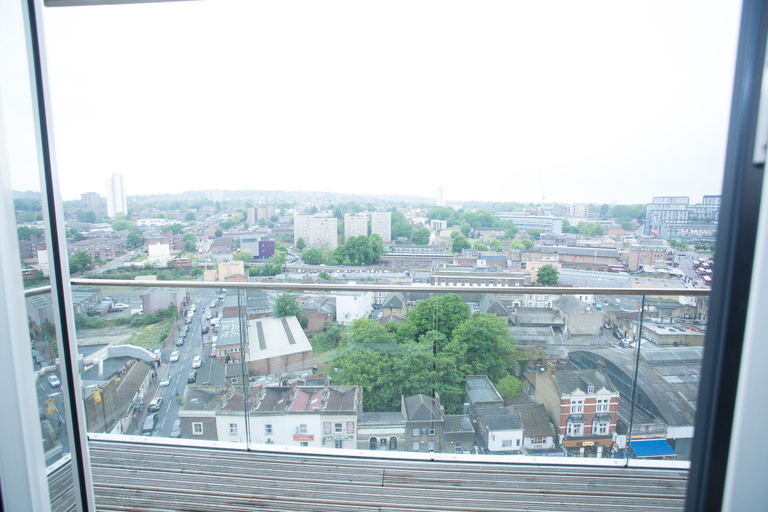 Others 4, High view 2 Bedroom apt - Woolwich, London