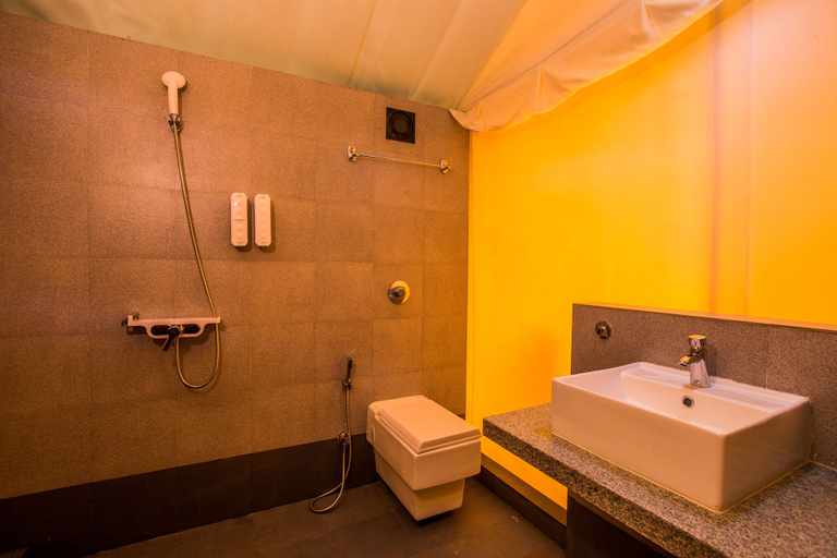 Bathroom 3, Royal Land Luxury AC Tent, Satara