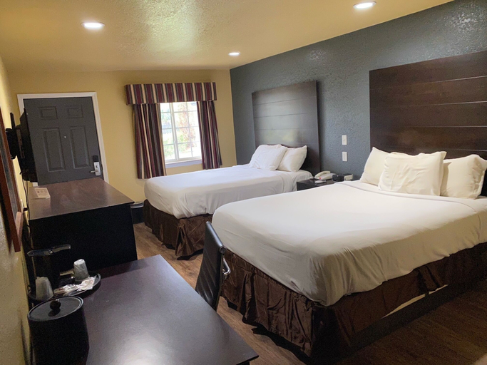 Bedroom 2, Woodridge Inn and Suites, Ottawa