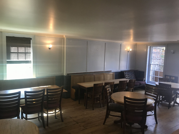 Food & Drinks 5, The Dorset, East Sussex